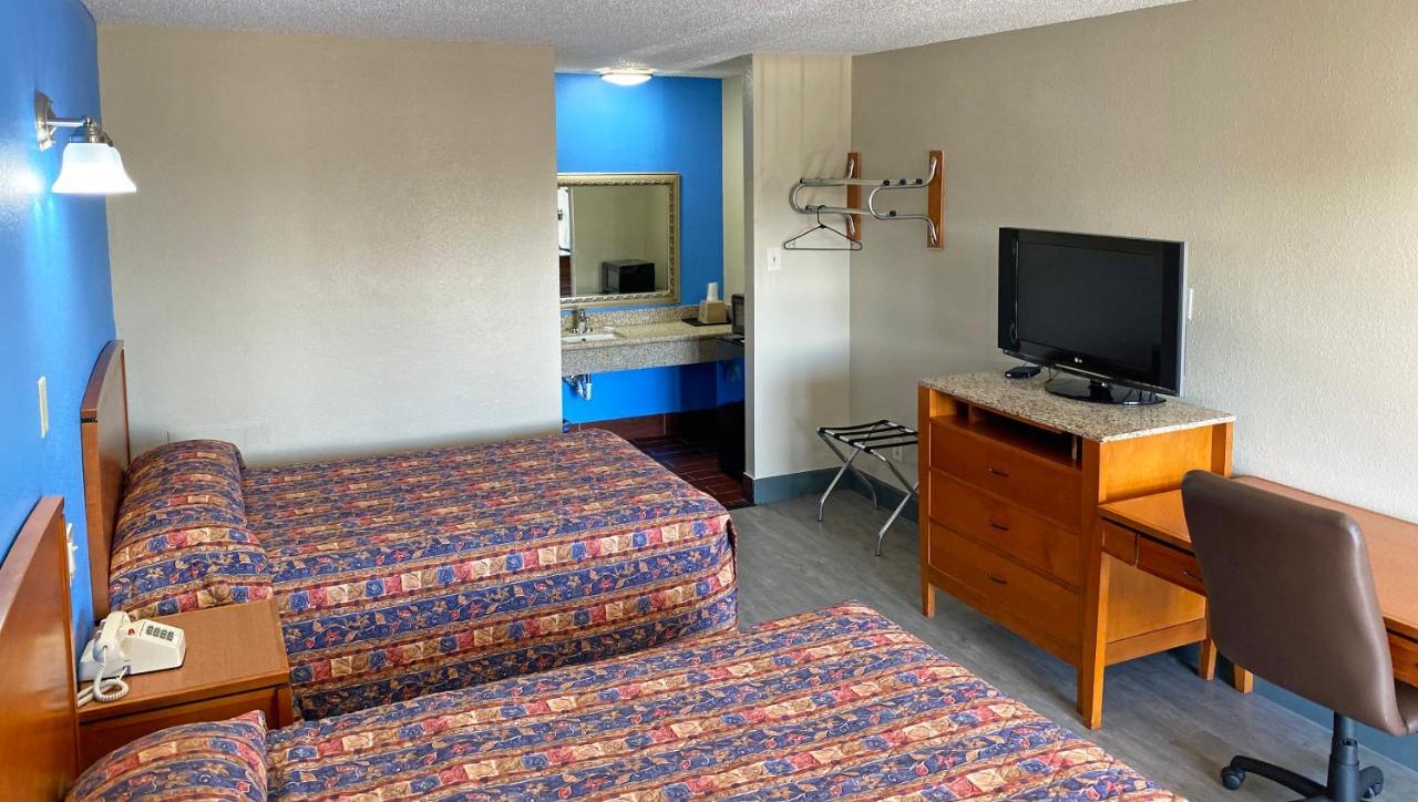 Express Inn Ньюпорт-Ньюс Экстерьер фото